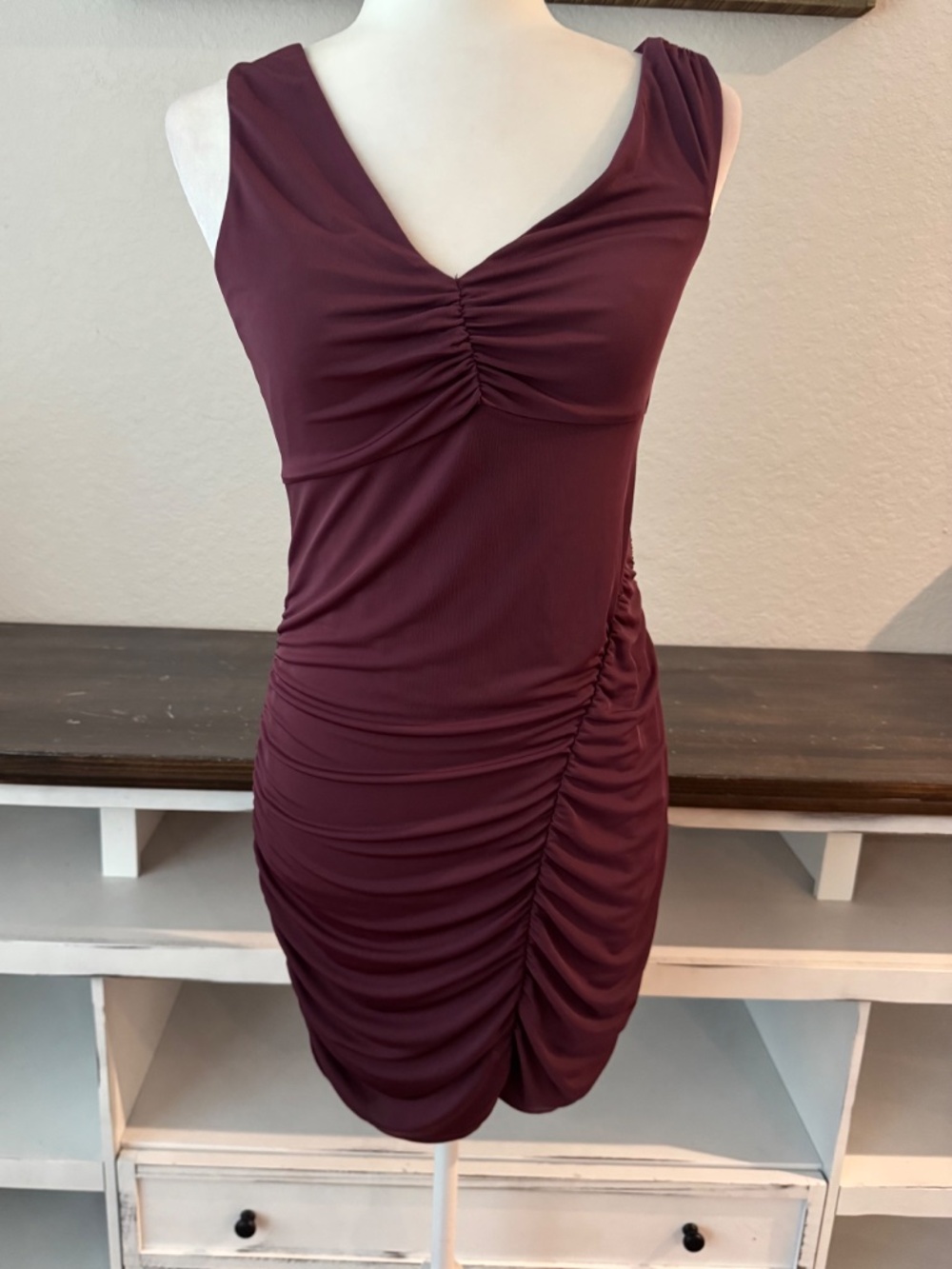 NWT Reformation Emma Knit Dress Mole Burgundy Women's Size M Off Shoulder BB - Picture 3 of 10